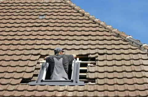 Pose de velux - Saint-Rémy-de-Sillé